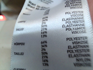 Pantalon Uniqlo de la taille 36, de couleur rayures