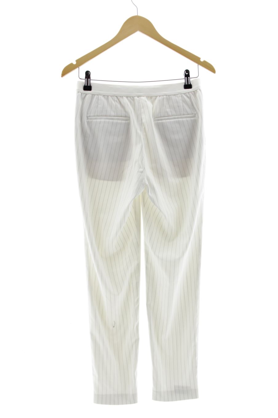 Pantalon Uniqlo de la taille 36, de couleur rayures