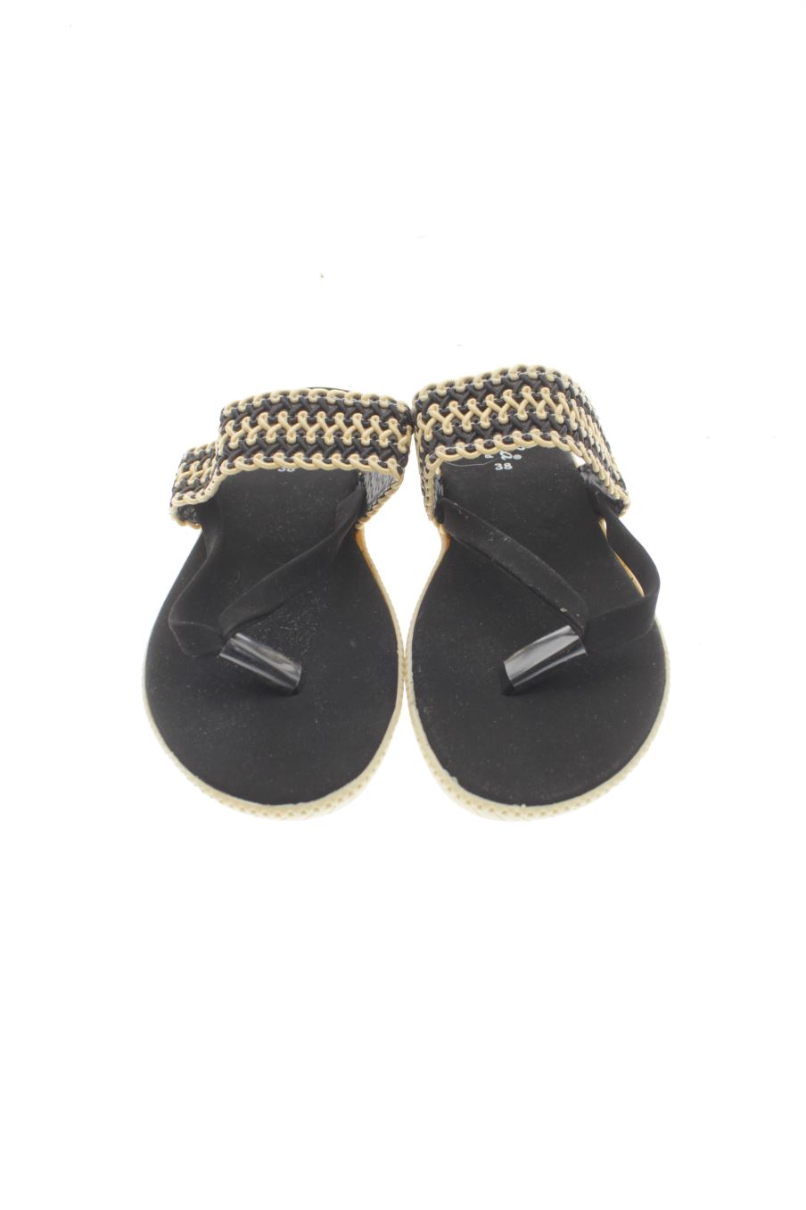 Sandalias planas de Dosika de la talla 38, de color negro de