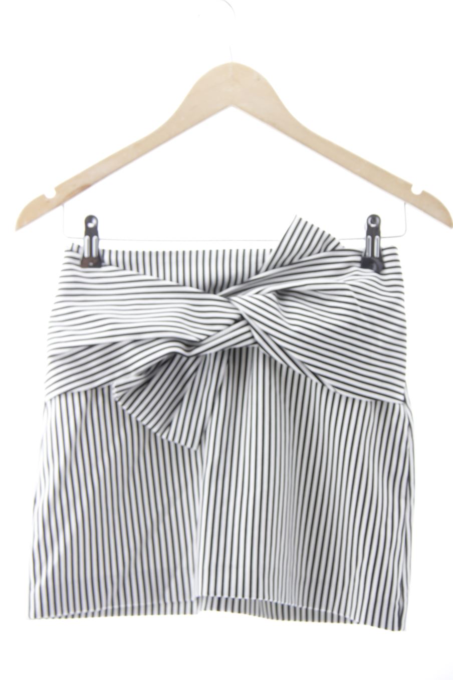 Falda de Pull & Bear de la talla S, de color rayas