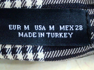 Pantalón de Zara de la talla M, de color cuadros