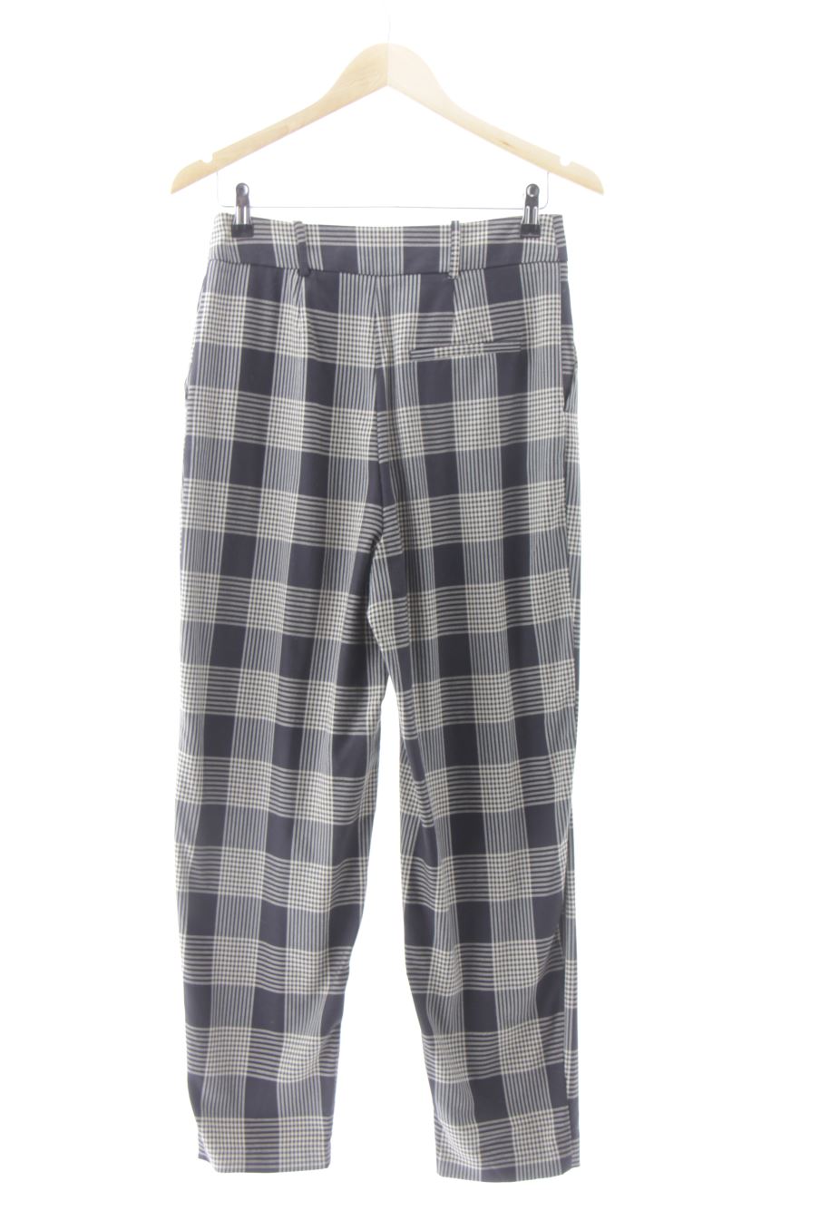 Pantalón de Zara de la talla M, de color cuadros