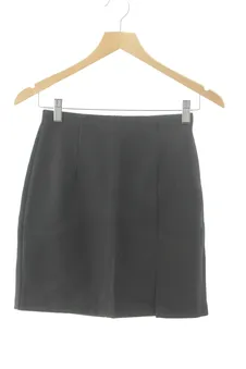 Falda XS Stradivarius, foto 1 de 2