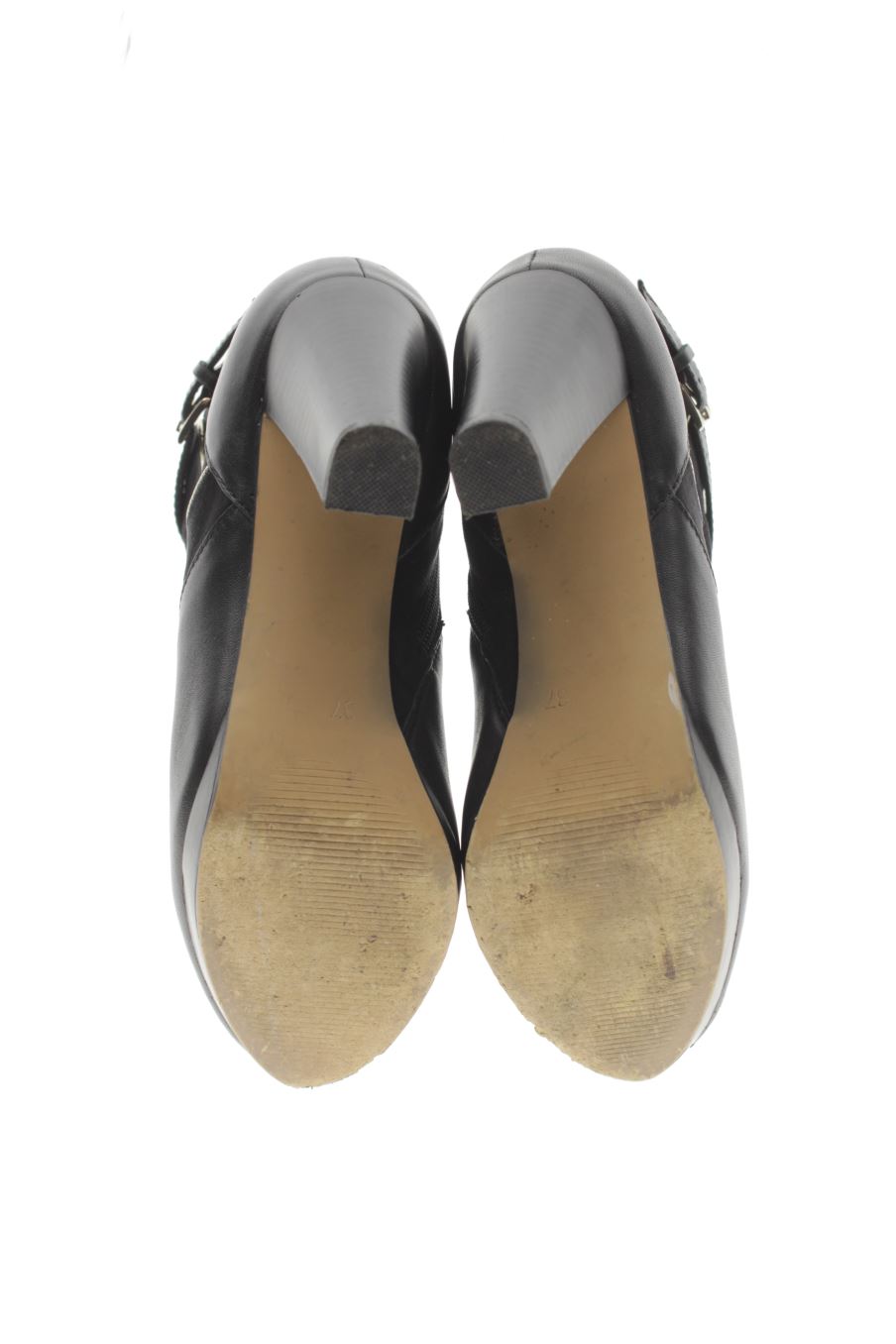 Botines de Éram de la talla 37, de color negro de