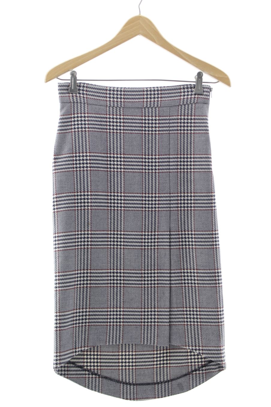 Falda de Zara de la talla XS, de color cuadros