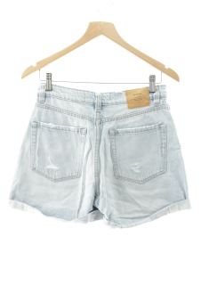 Pantalón corto S Stradivarius