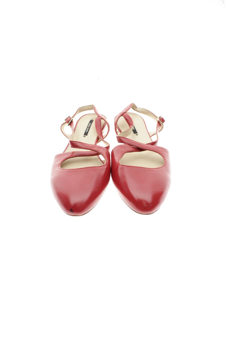 Sandalias planas de Zara de la talla 37, de color rojo de