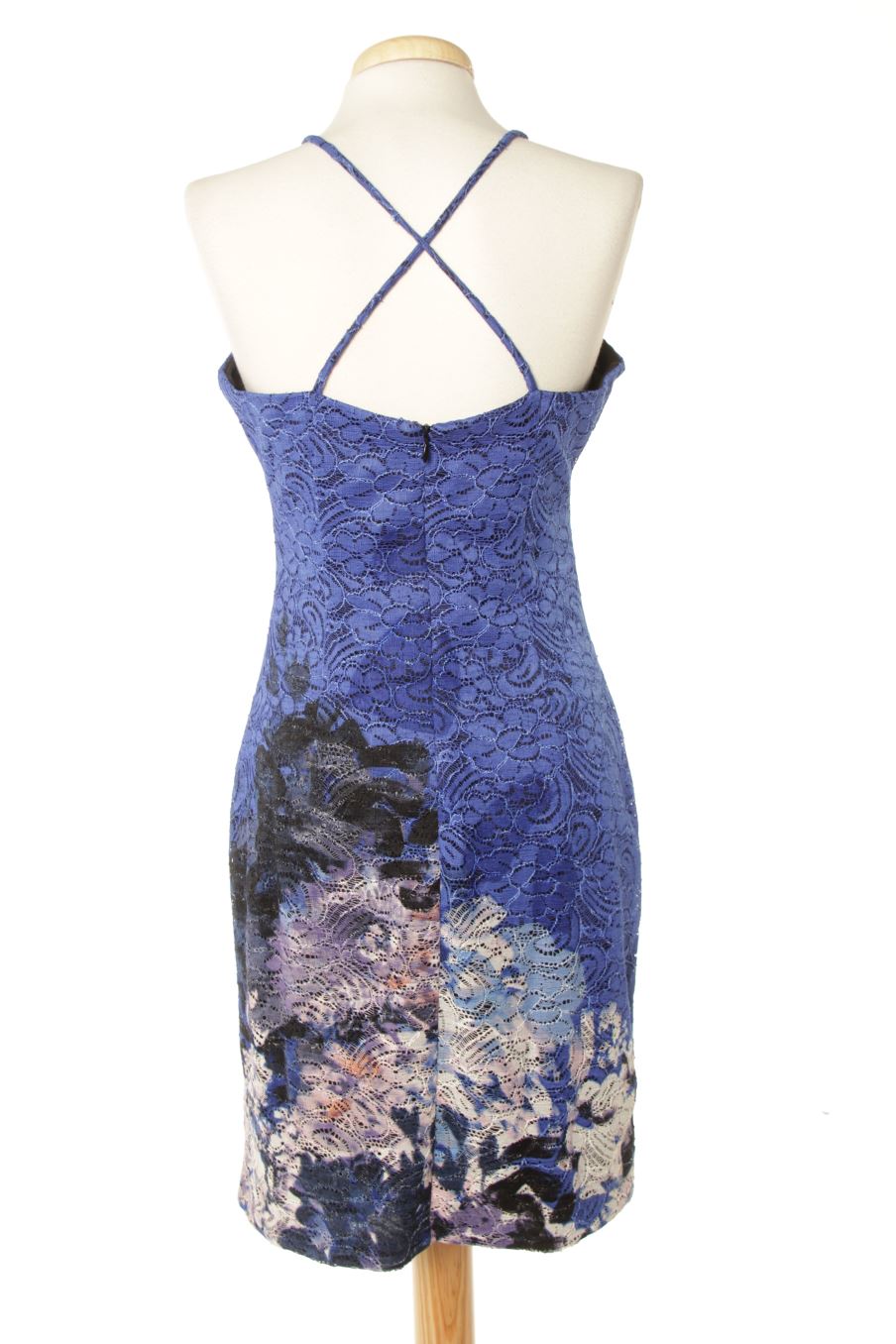 Robe casual Guess de la taille M, de couleur bleu