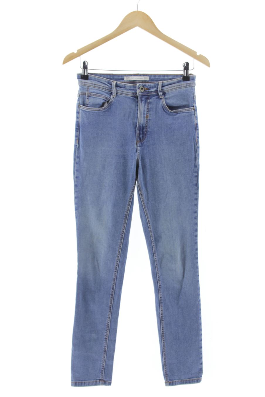 Jeans trf (ZARA) de la taille 36, de couleur bleu de denim