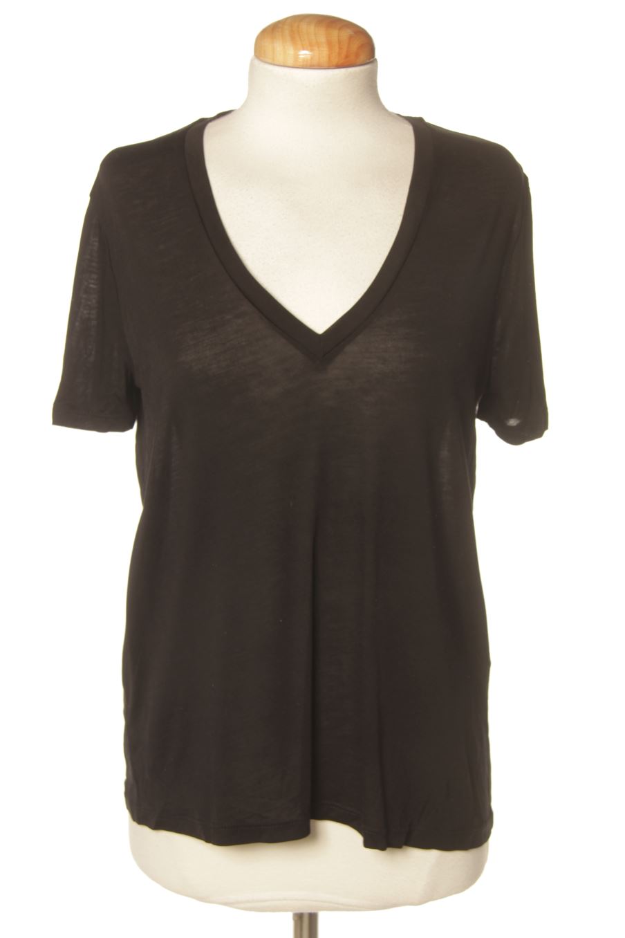 T-shirt Zara de la taille S, de couleur noir