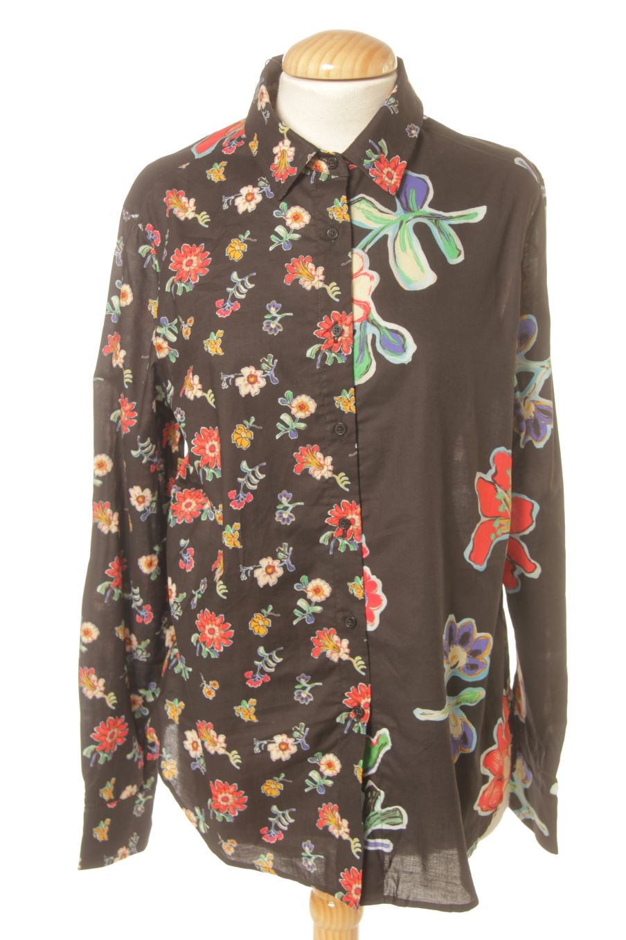 Chemise Desigual de la taille M, de couleur imprimés
