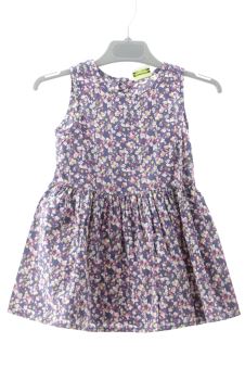 Aufwändiges Kleid 92 Tape à l`oeil