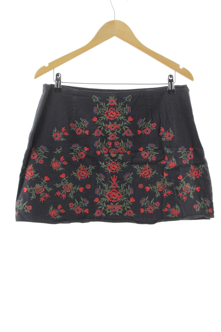 Jupe Zara de la taille L, de couleur fleurs