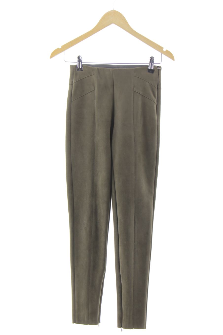 Pantalon Zara de la taille XS, de couleur vert
