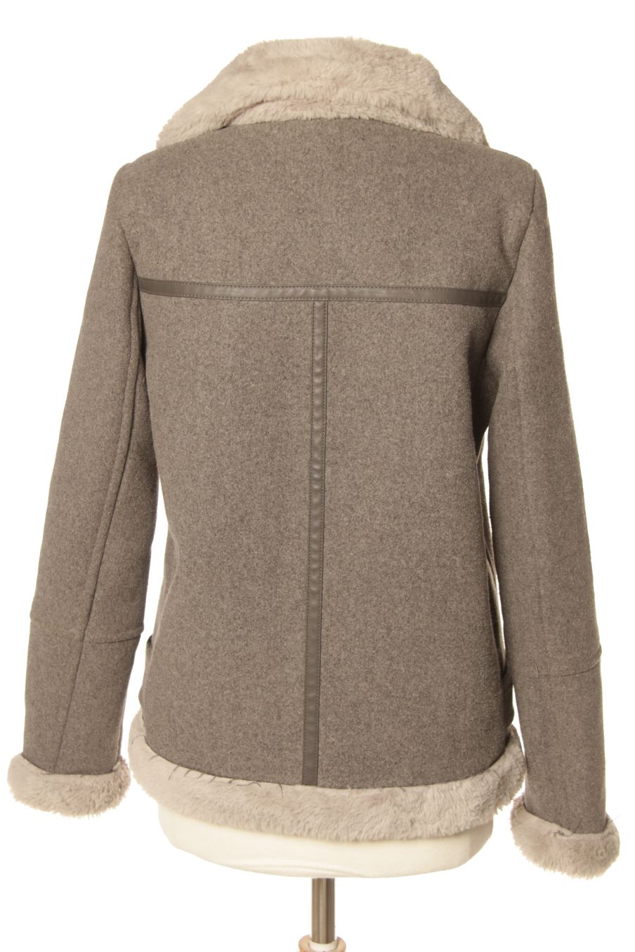 Blouson Vero moda de la taille XS, de couleur gris