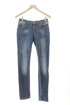 Vaquero 38 Desigual, foto 1 de 2