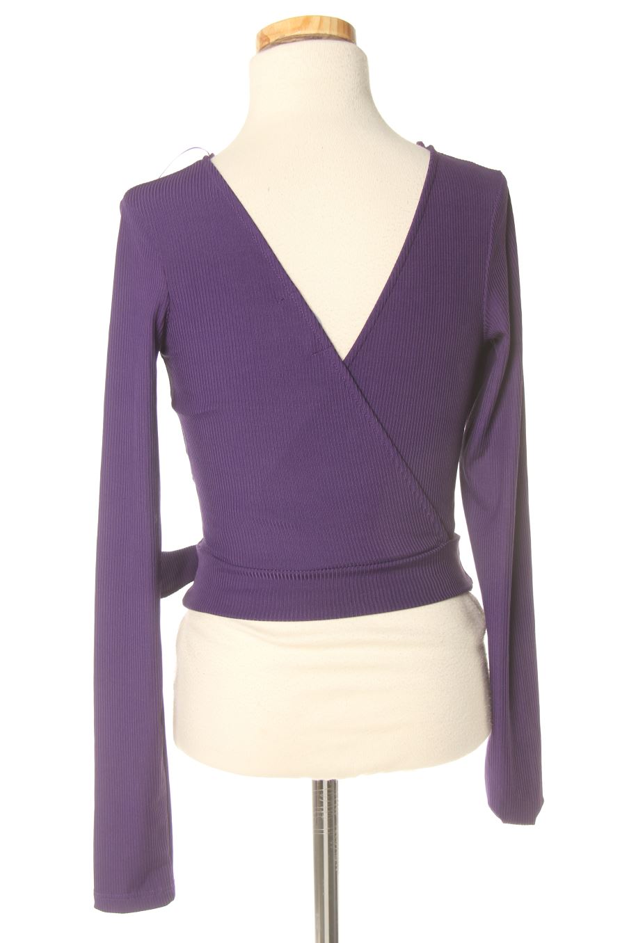 Camiseta de manga larga de Bershka de la talla XS, de color morado
