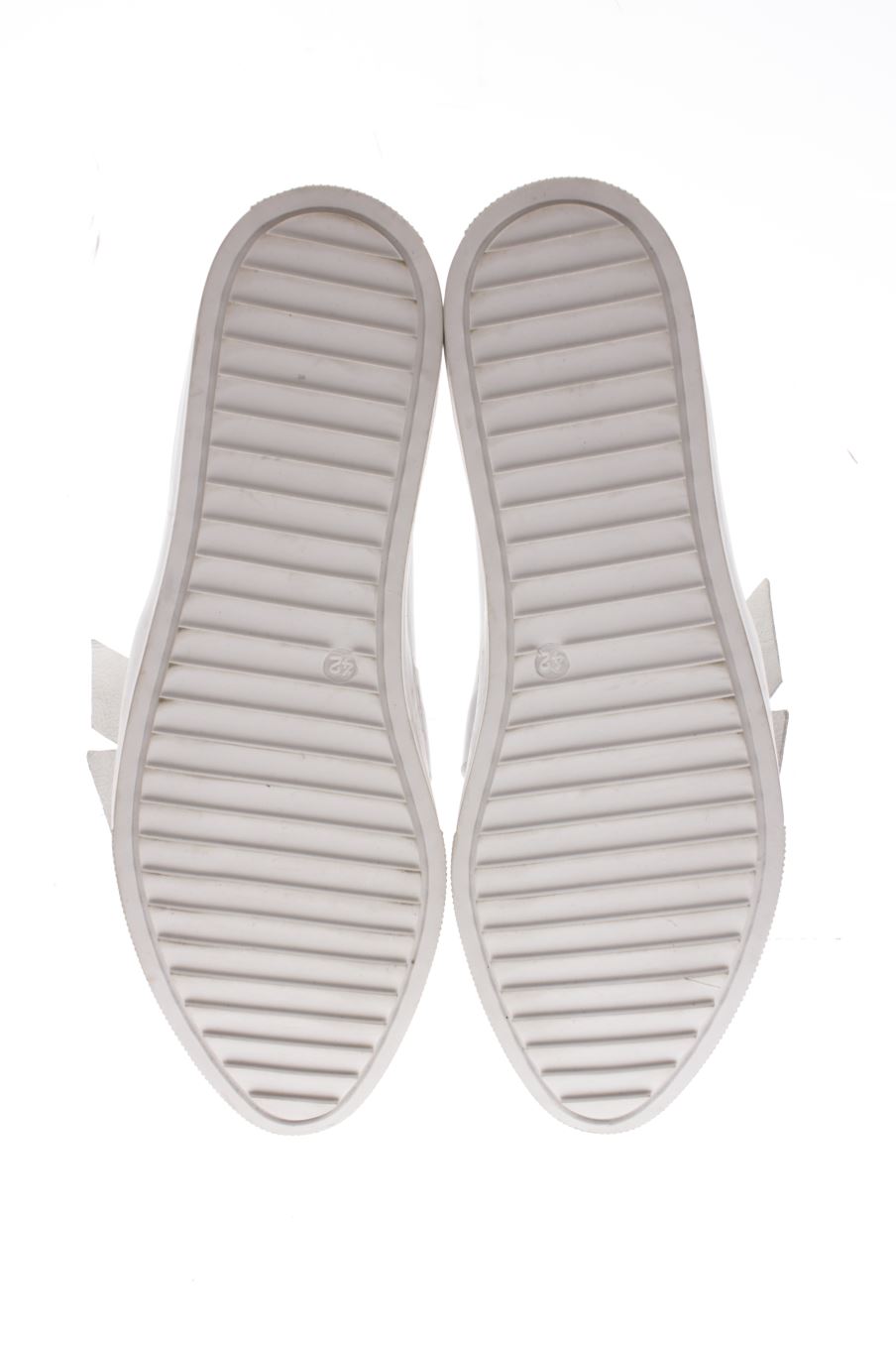 Zapatos de Kiomi de la talla 42