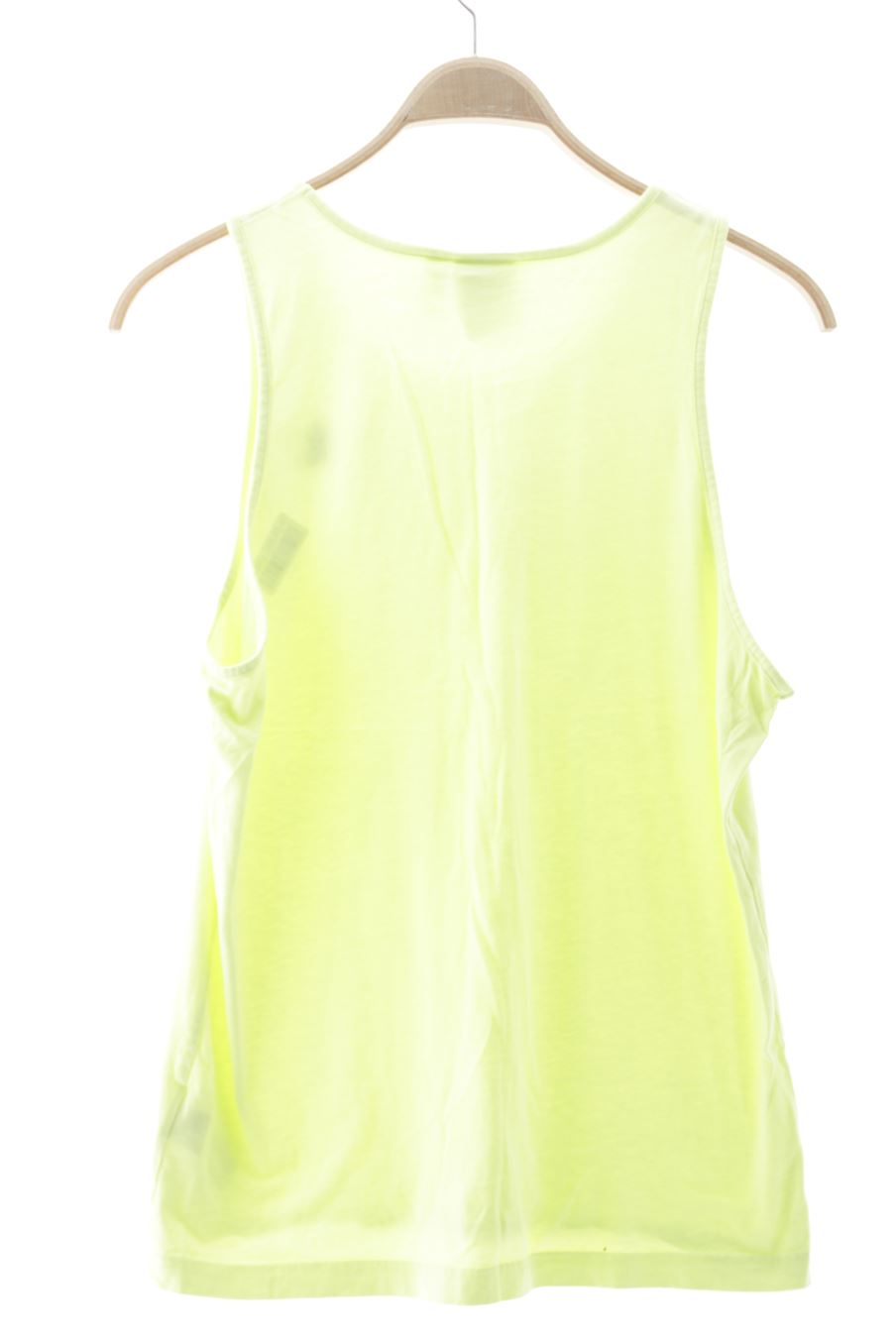 Camiseta deportiva de Adidas de la talla M