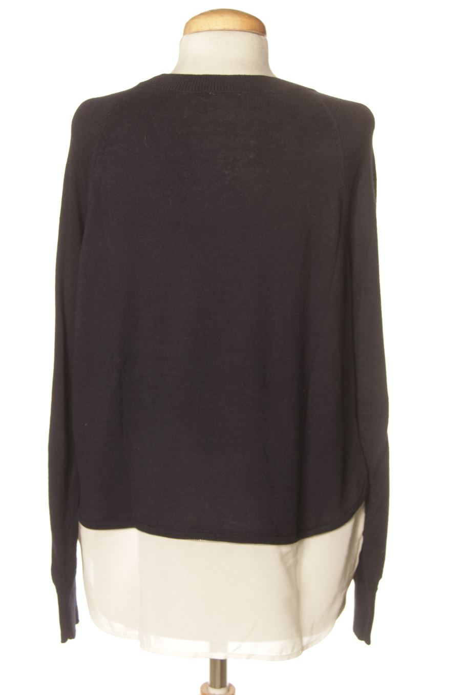 Pull Karl Marc John de la taille S, de couleur bleu marine