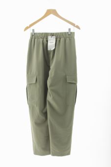Pantalón XS Zara
