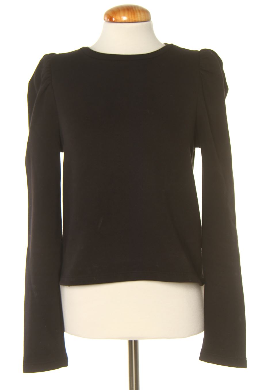 Felpa de Pull & Bear de la talla S, de color nero