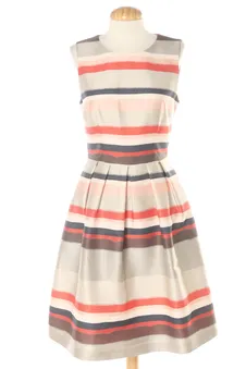 Robe de jour 36 Hugo boss, photo 1 sur 3
