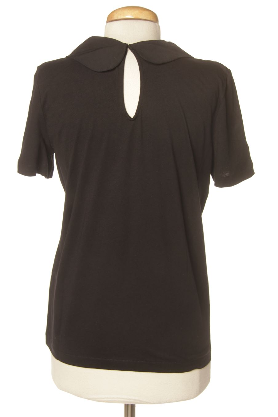 T-shirt Zara de la taille S, de couleur noir