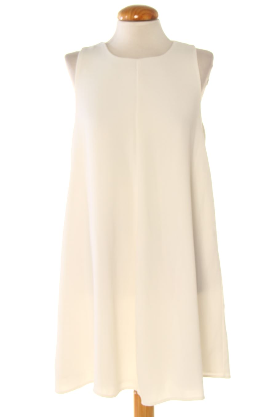 Robe casual Zara de la taille M, de couleur blanc