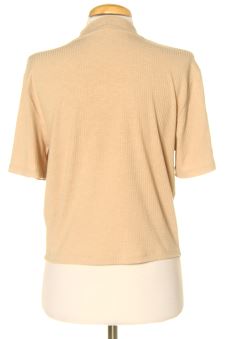 T-shirt L Only