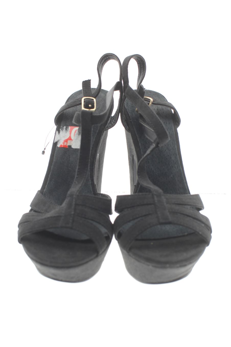 Sandalias tacon de PERCENTIL de la talla 40, de color negro de