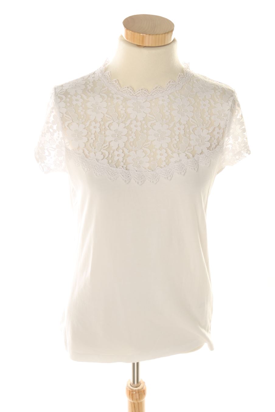 T-shirt Boohoo de la taille 38, de couleur blanc