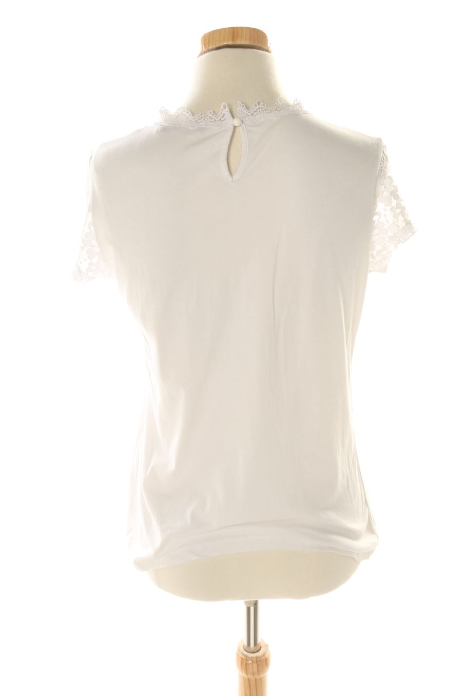 T-shirt Boohoo de la taille 38, de couleur blanc