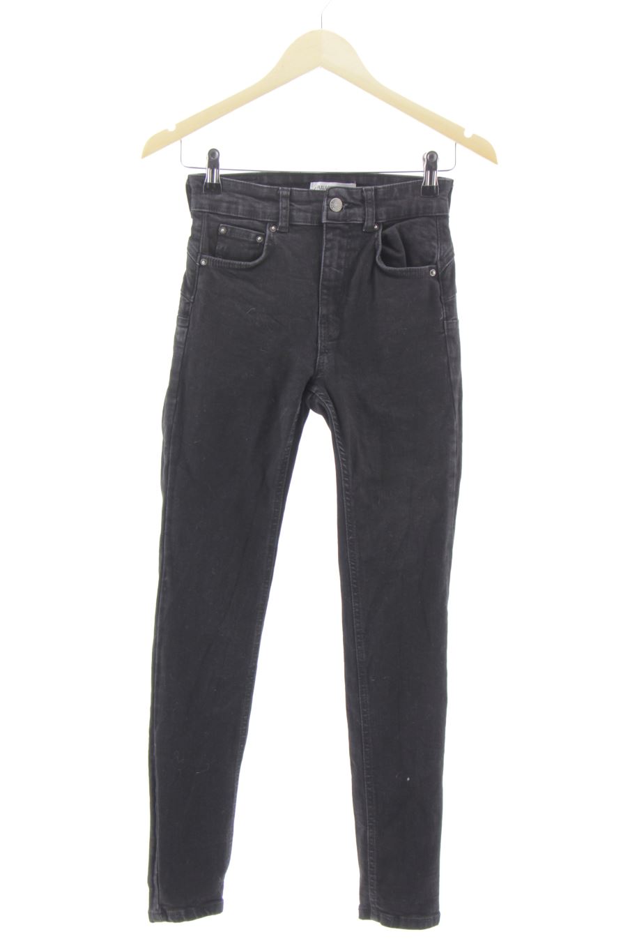Vaquero de Pull & Bear de la talla 36, de color negro de ropa vaquera