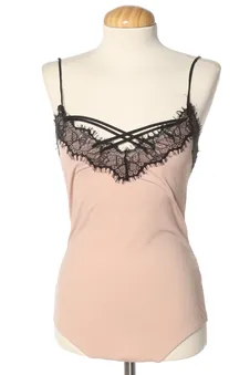 Body M Pull & Bear, Foto 1 von 2
