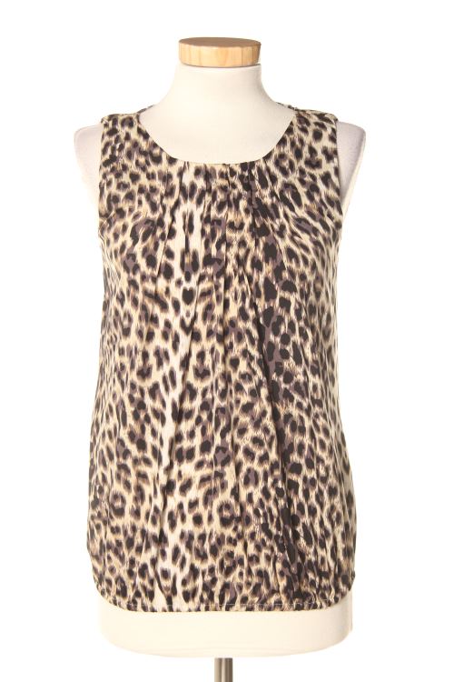 Aufwändiges Top