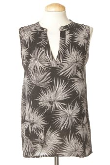 Aufwändiges Top XS Amisu