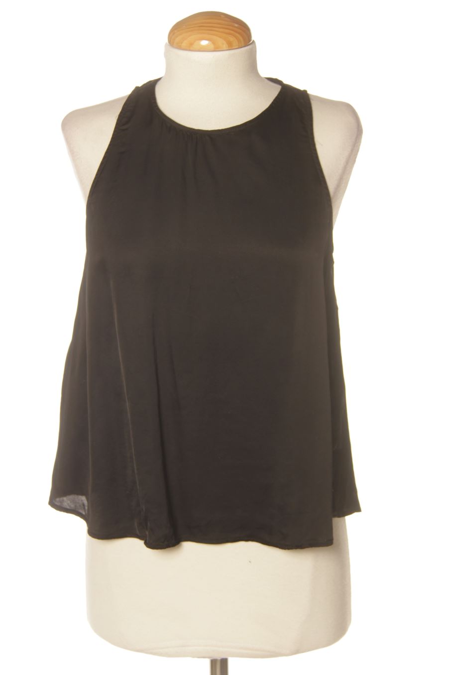Top Stradivarius de la taille M, de couleur noir