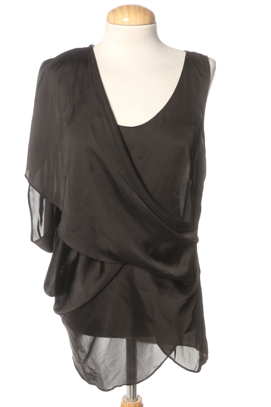 Top de Sisley de la talla S, de color negro