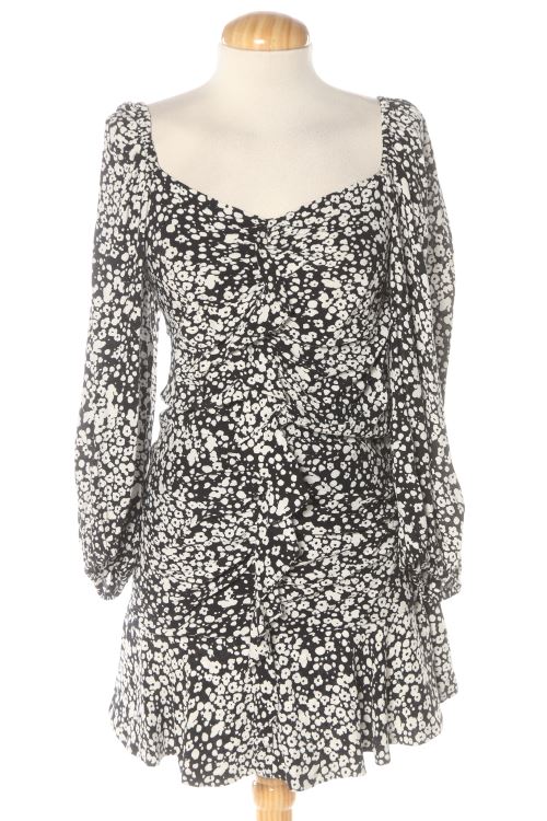 Einfaches Kleid
