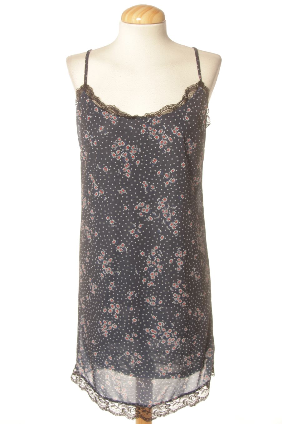 Vestido casual de Bershka de la talla M, de color flores