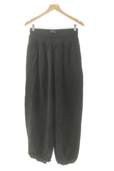 Pantaloni XS Zara, foto 1 di 2