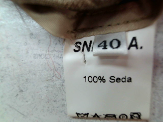 Gilet Roberto Torretta de la taille 40, de couleur doré de soie