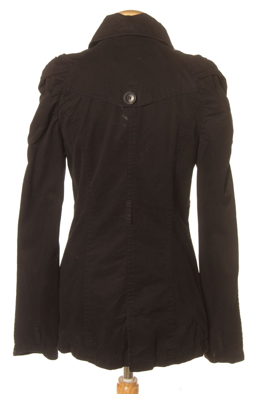 Abrigo de Only de la talla S, de color negro