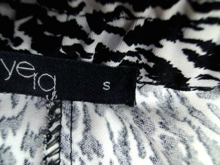 Pantalón de Yera de la talla S, de color animal print