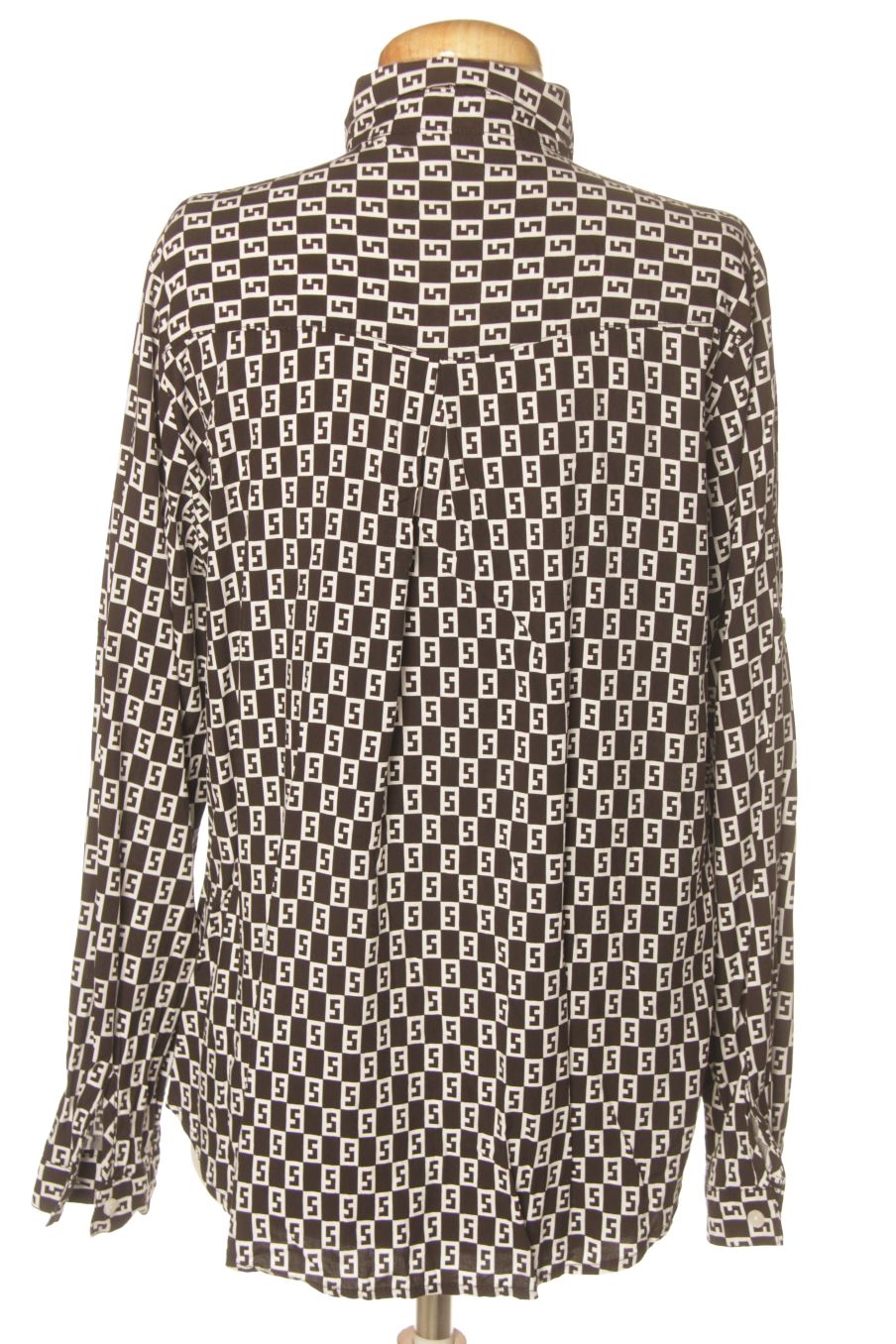 Chemise Boteli de la taille 44, de couleur imprimés