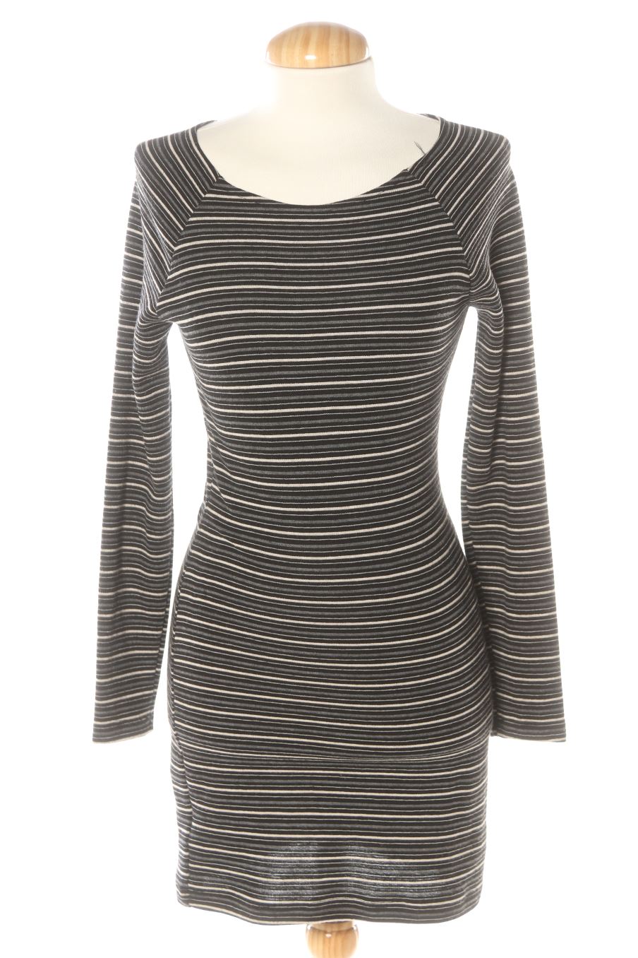 Robe casual Mango de la taille S, de couleur rayures
