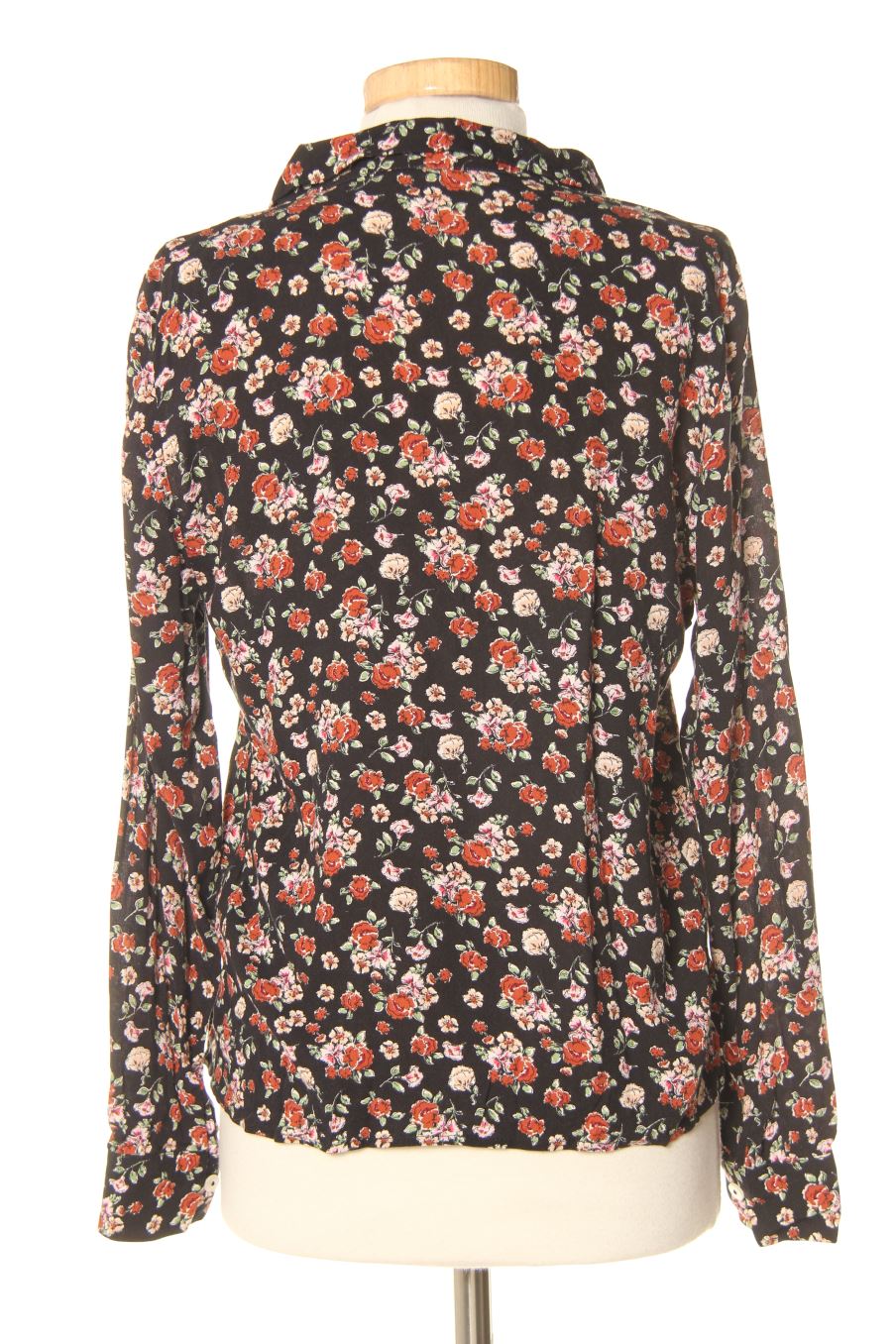 Camisa de Mango de la talla S, de color flores