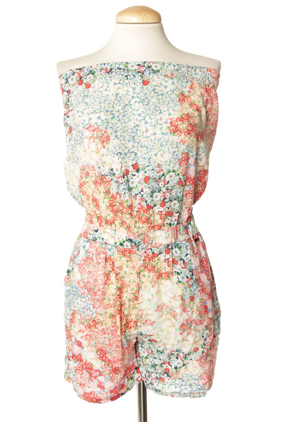 Combinaison Esprit de la taille 36, de couleur fleurs