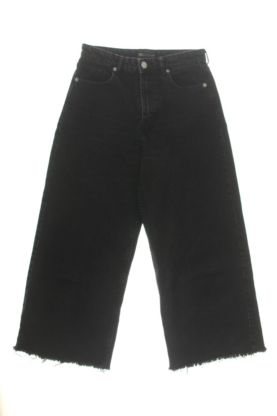 Vaqueros de Zara de la talla 36, de color negro de ropa vaquera